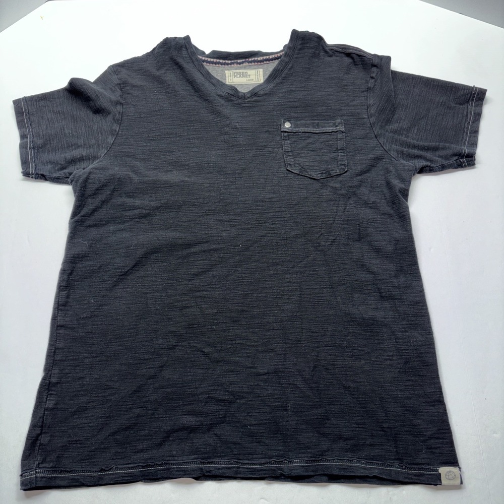 Free Planet Navy Tight V-neck Shirt W/pocket Size Lg Slim fit
